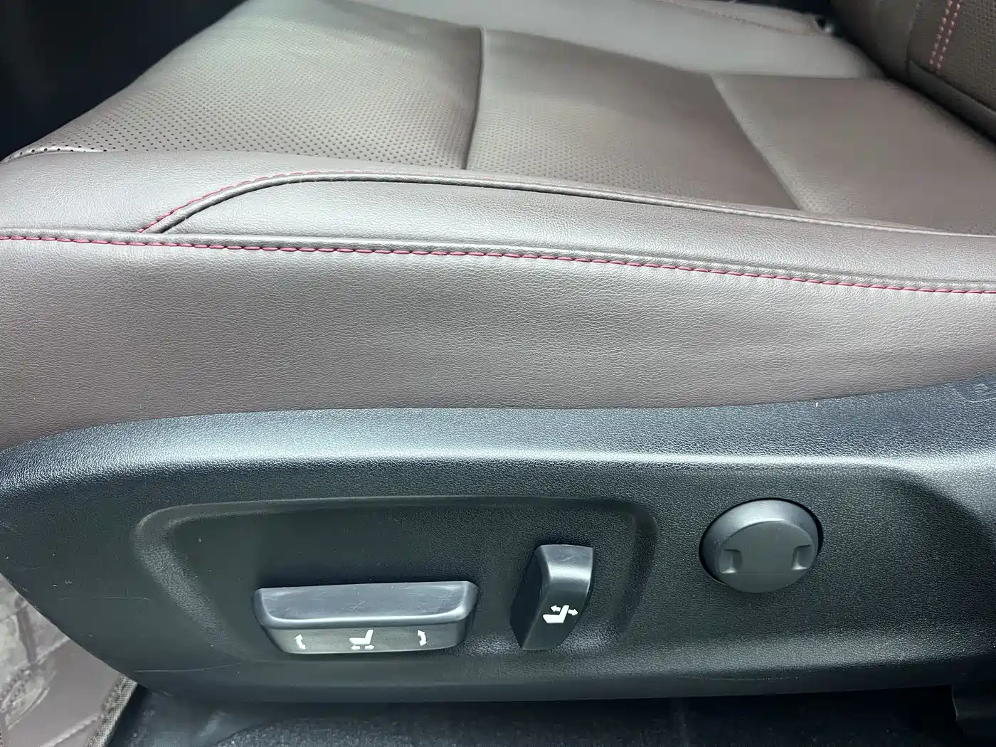 Lexus RX 2021 300 AWD Special Edition фото 20