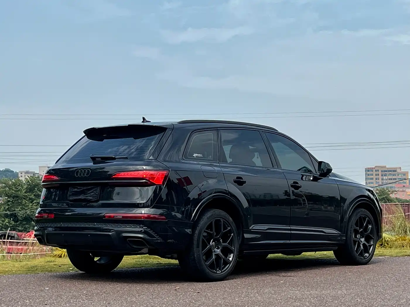 Photo 7 - Audi Q7