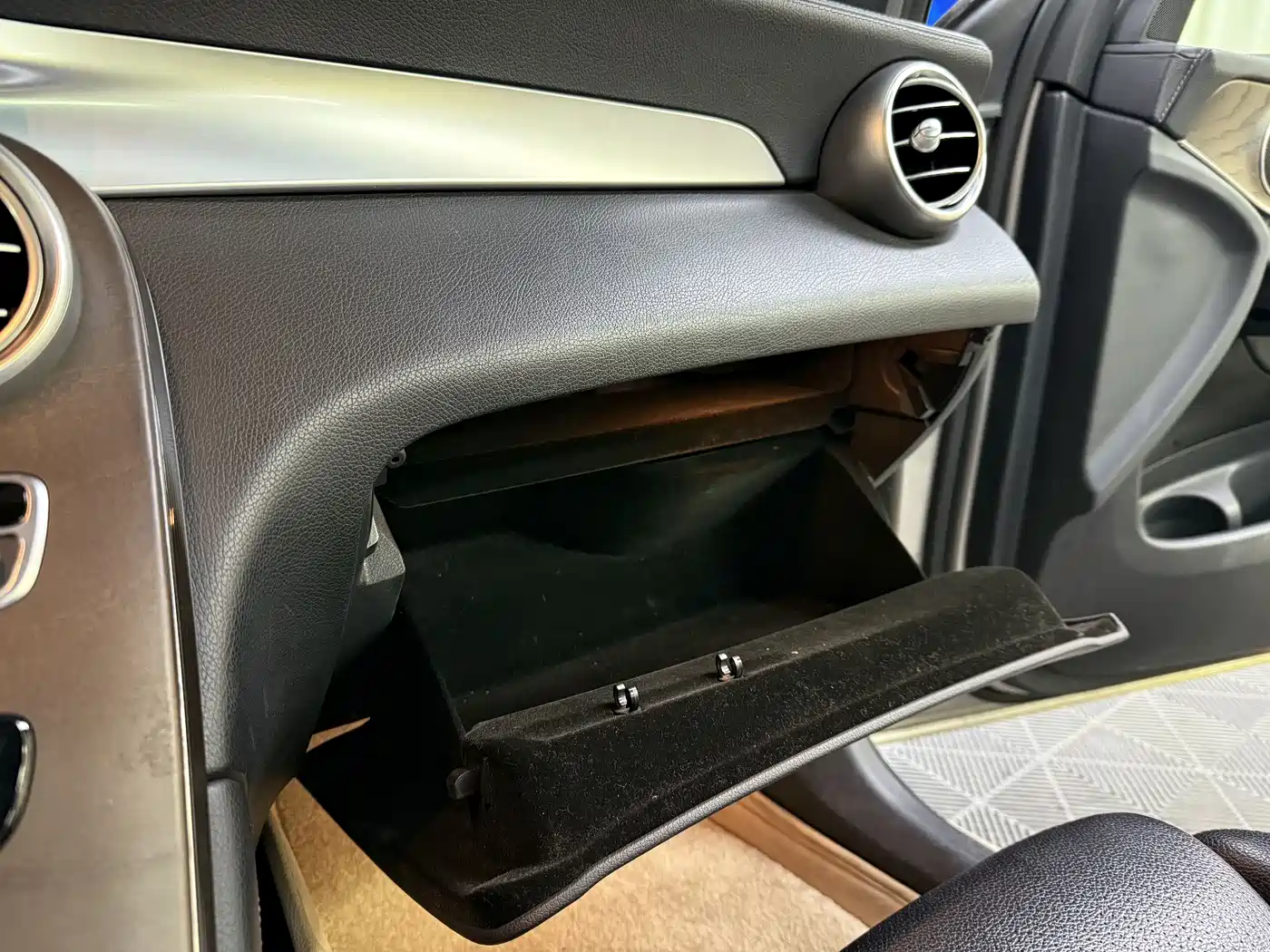 Mercedes-Benz GLC 2020 GLC 260 L 4MATIC Luxury фото 26