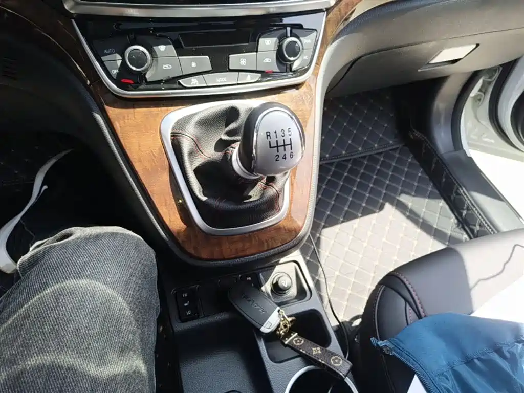 Haval H6 2017 Red Label Sport 1.5T Manual 2WD Elite фото 11