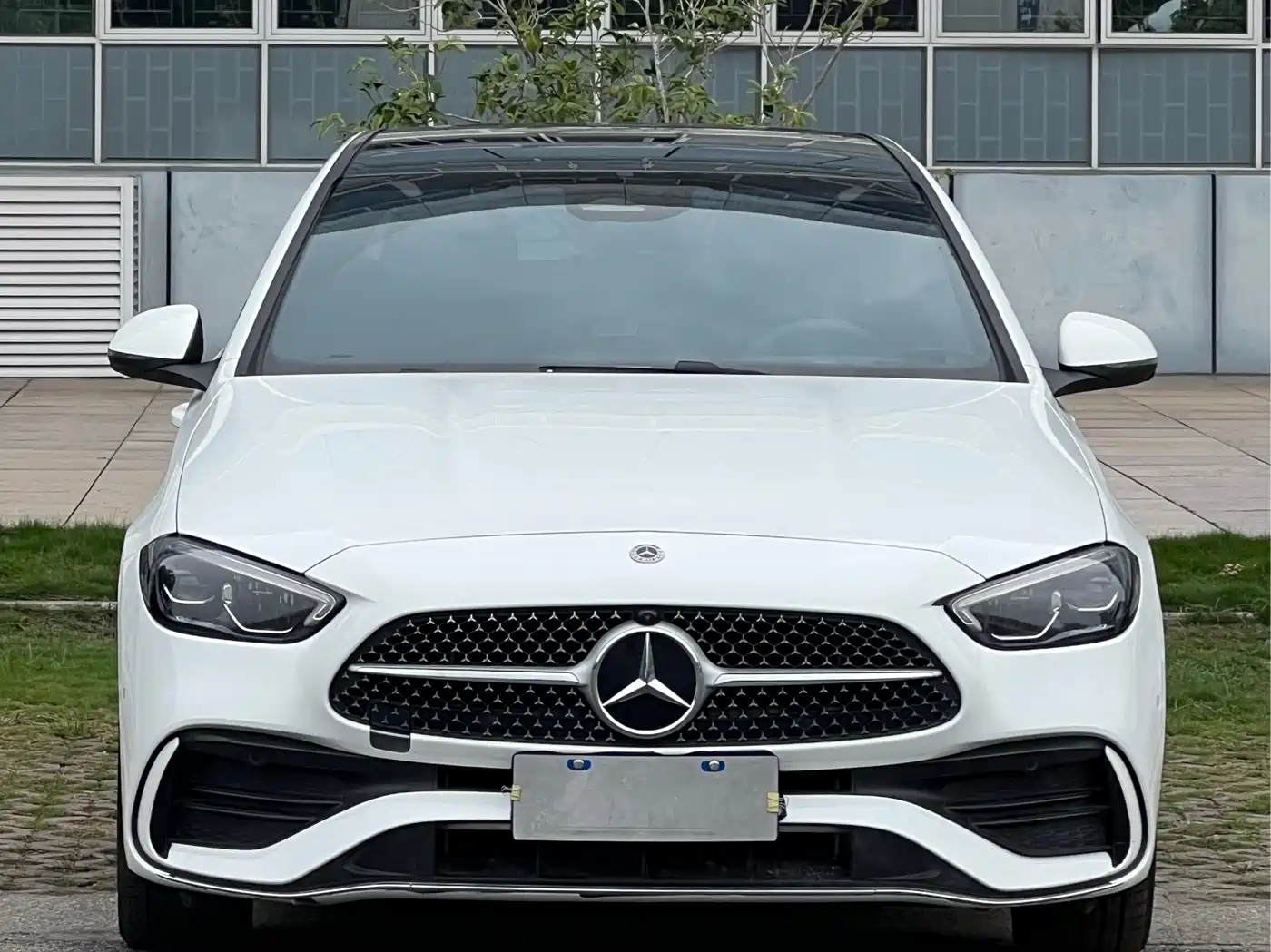 Mercedes-Benz C-Class 2025 Facelift C 260 L Sport Edition фото 2