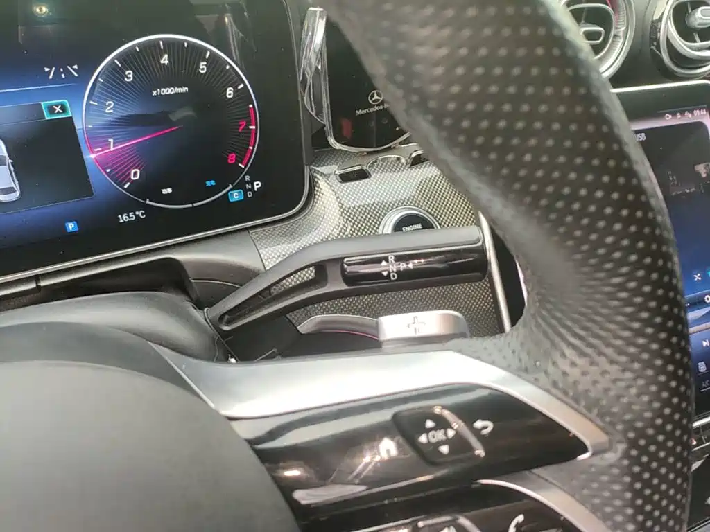 Photo 14 - Mercedes-Benz C-Class