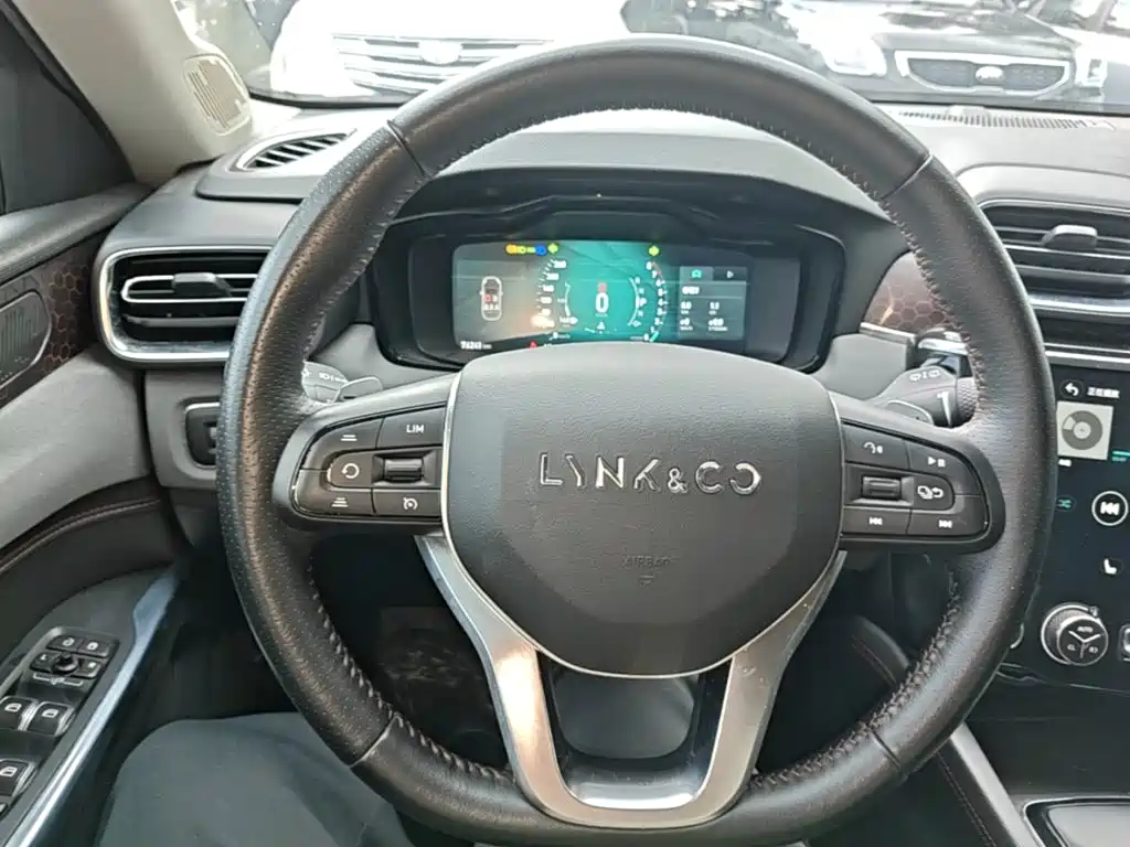 Lynk & Co 02 2018 2018 1.5T DCT 2WD Power Edition China V