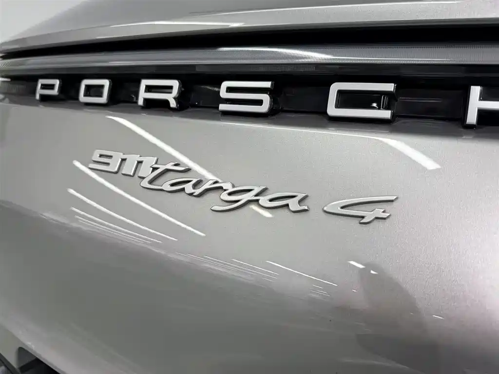 Porsche 911 2023 Targa 4 3.0T фото 15