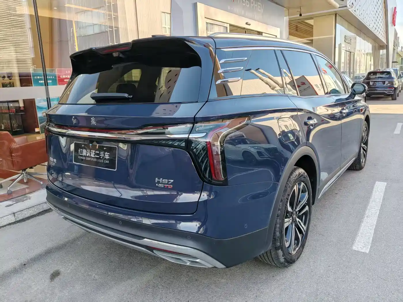 Hongqi HS7 2023 2.0T Automatic 4WD Flag Leader Edition (6-seater) фото 9