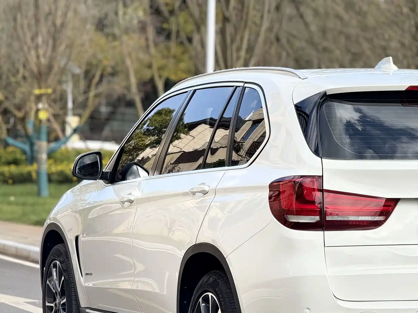 BMW X5 (Import) 2014 xDrive35i Leading фото 35