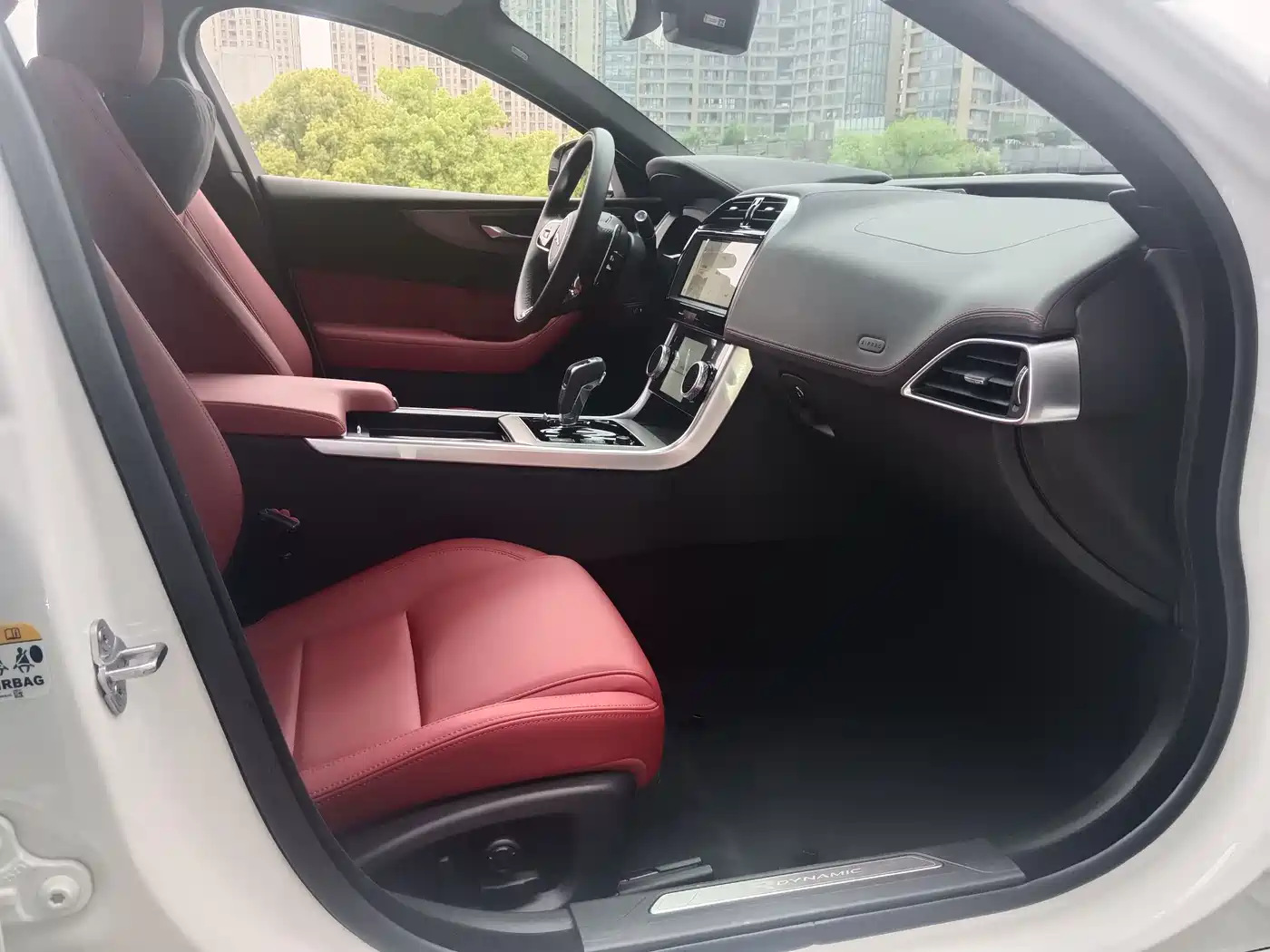 JAGUAR XEL