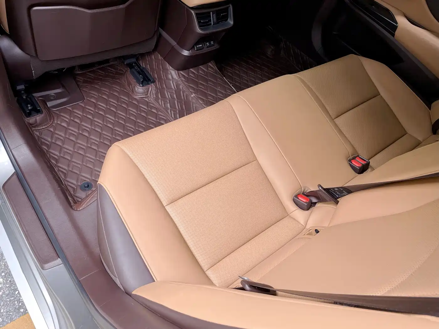 Lexus ES 2020 200 Excellence фото 16