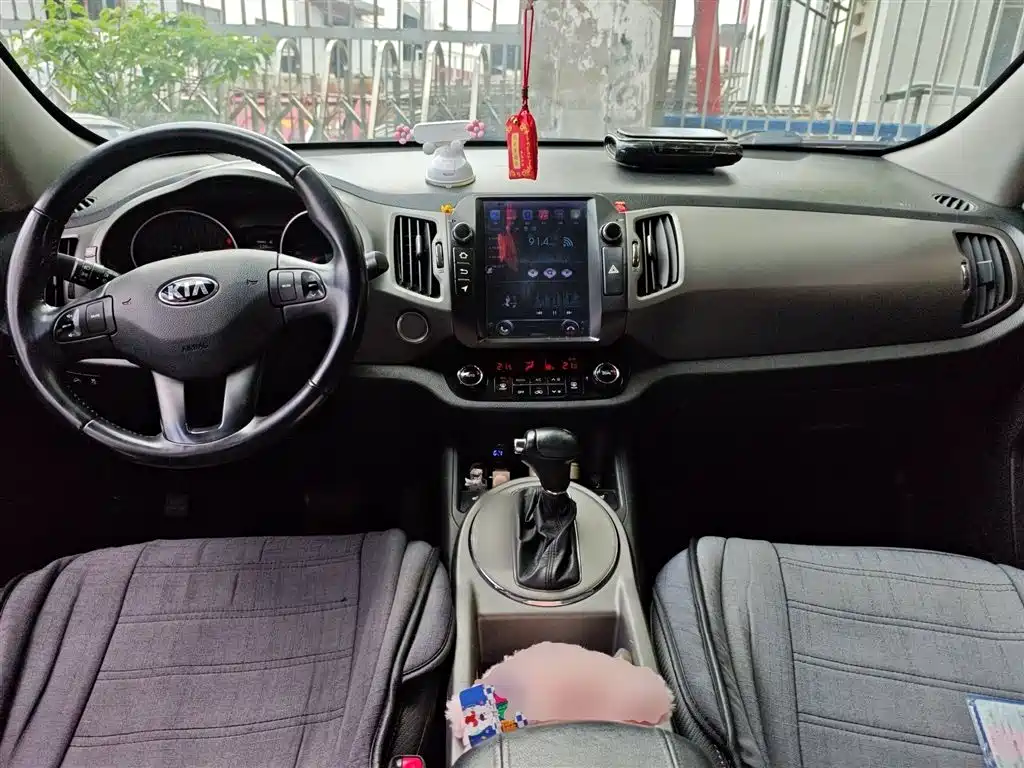 Kia Sportage 2015 2.0L Automatic 2WD DLX фото 13