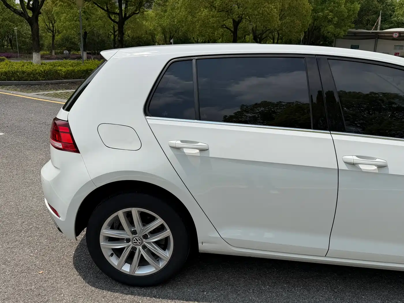 Volkswagen Golf 2018 230TSI Automatic Comfort фото 15