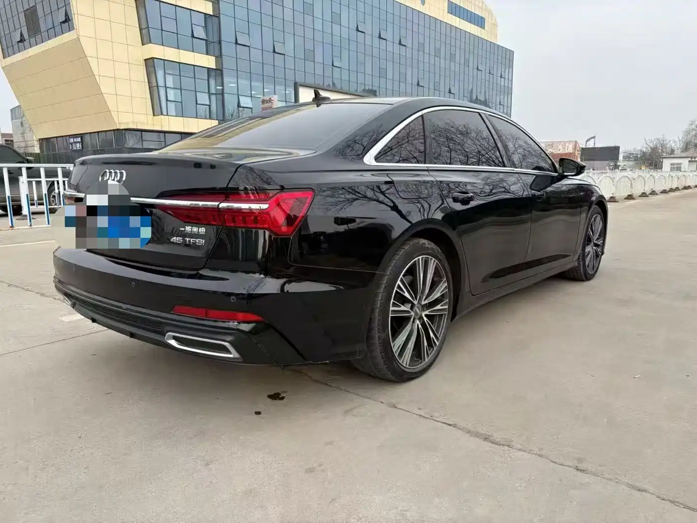 Audi A6L 2022 45 TFSI Premium Elegance фото 4