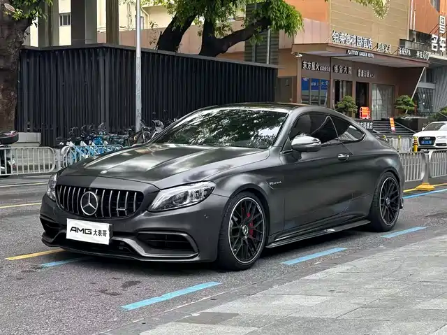 MERCEDES-BENZ C CLASS AMG