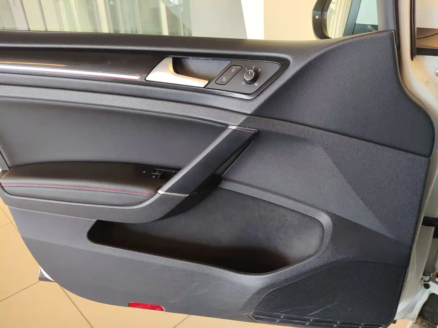 Volkswagen Golf GTI 2016 2.0TSI GTI фото 18