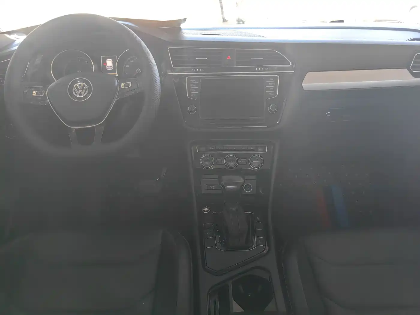 Volkswagen Tiguan L 2017 330TSI Automatic 2WD Luxury Edition фото 8