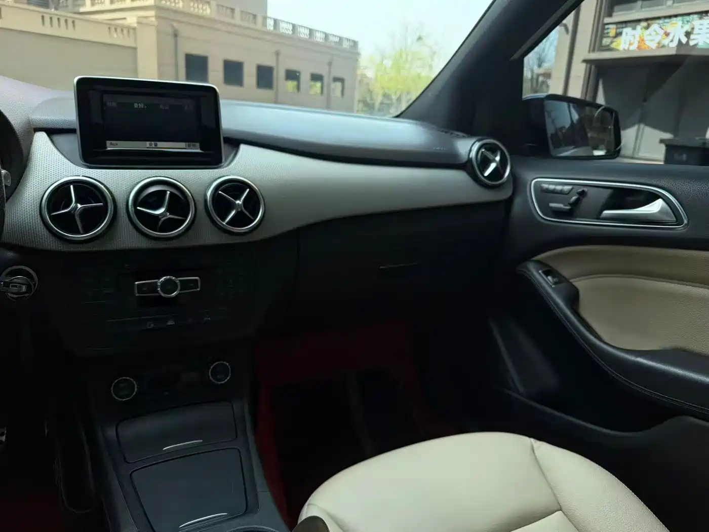Mercedes-Benz B-Class 2012 B 200 фото 6