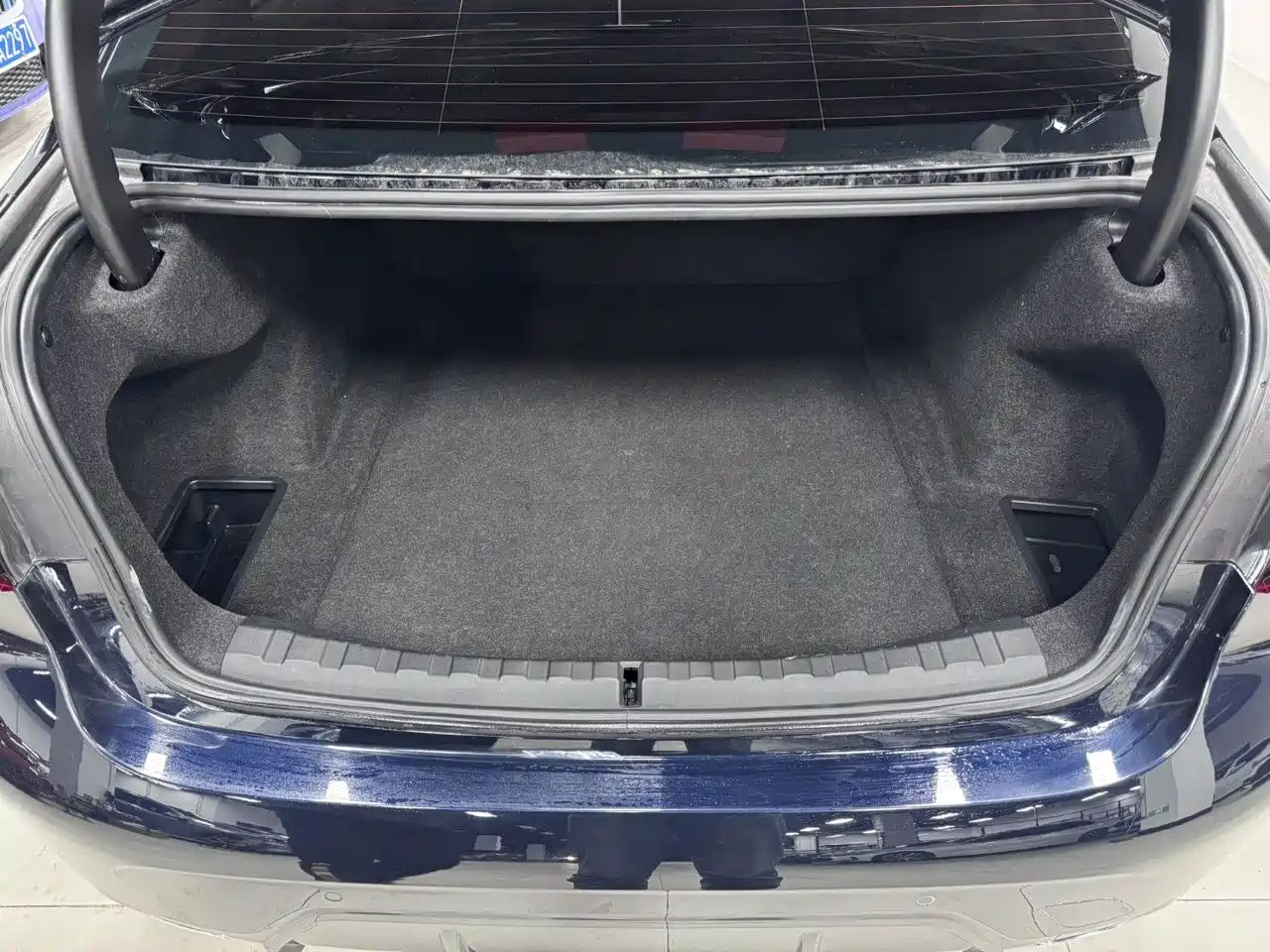 BMW 3 Series 2023 320Li M Sport Package фото 18