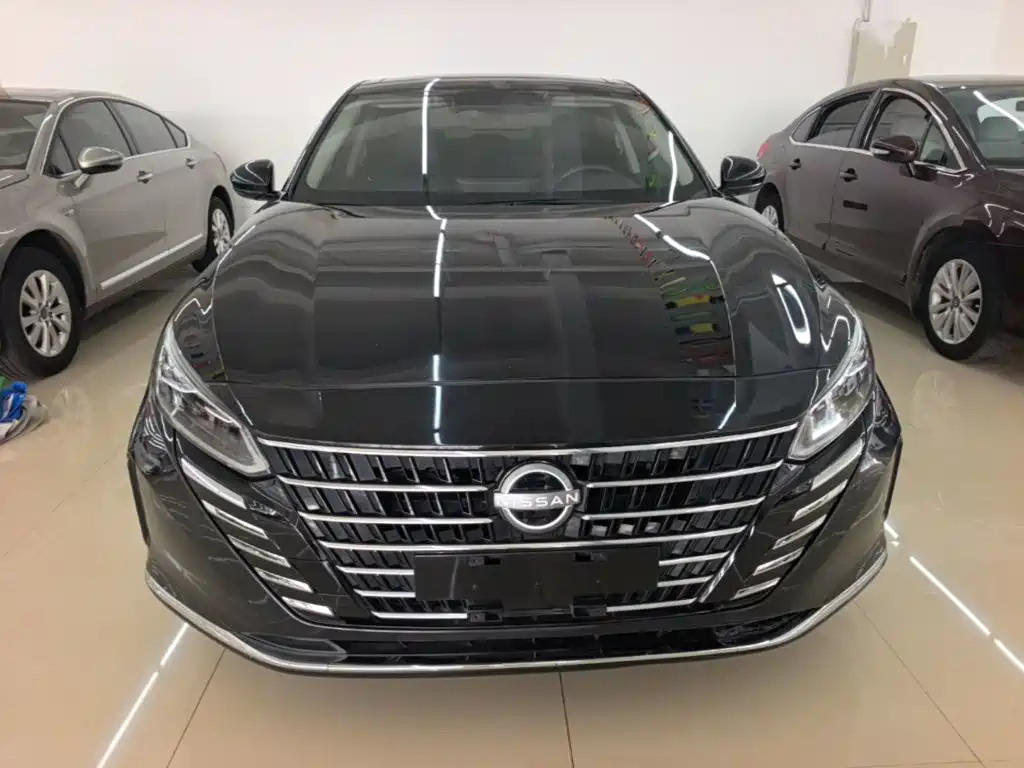 Photo 3 - Nissan Teana