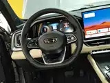 Фото 11 - Geely Monjaro
