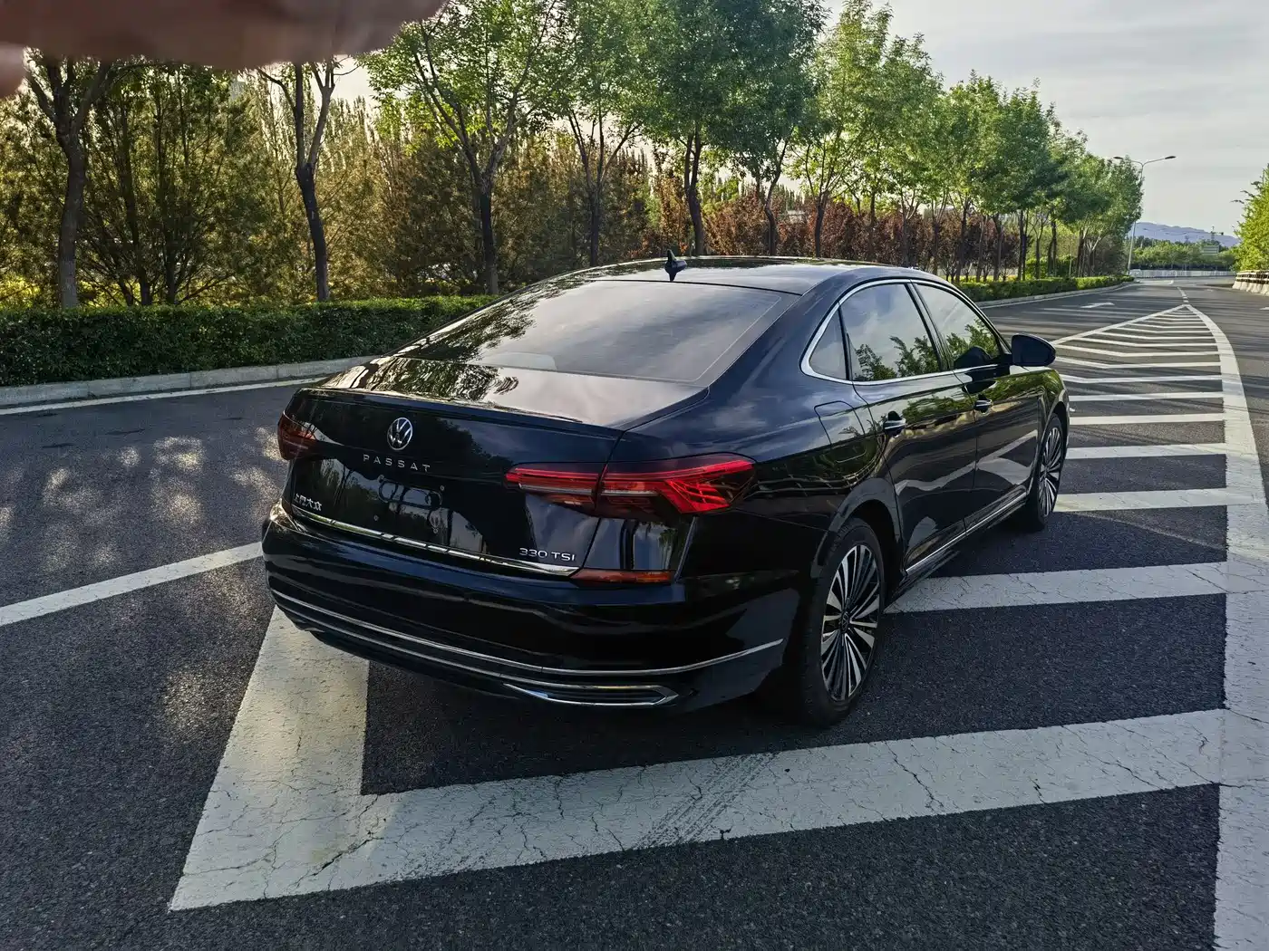 Volkswagen Passat 2020 Facelift 330TSI Luxury China VI фото 6