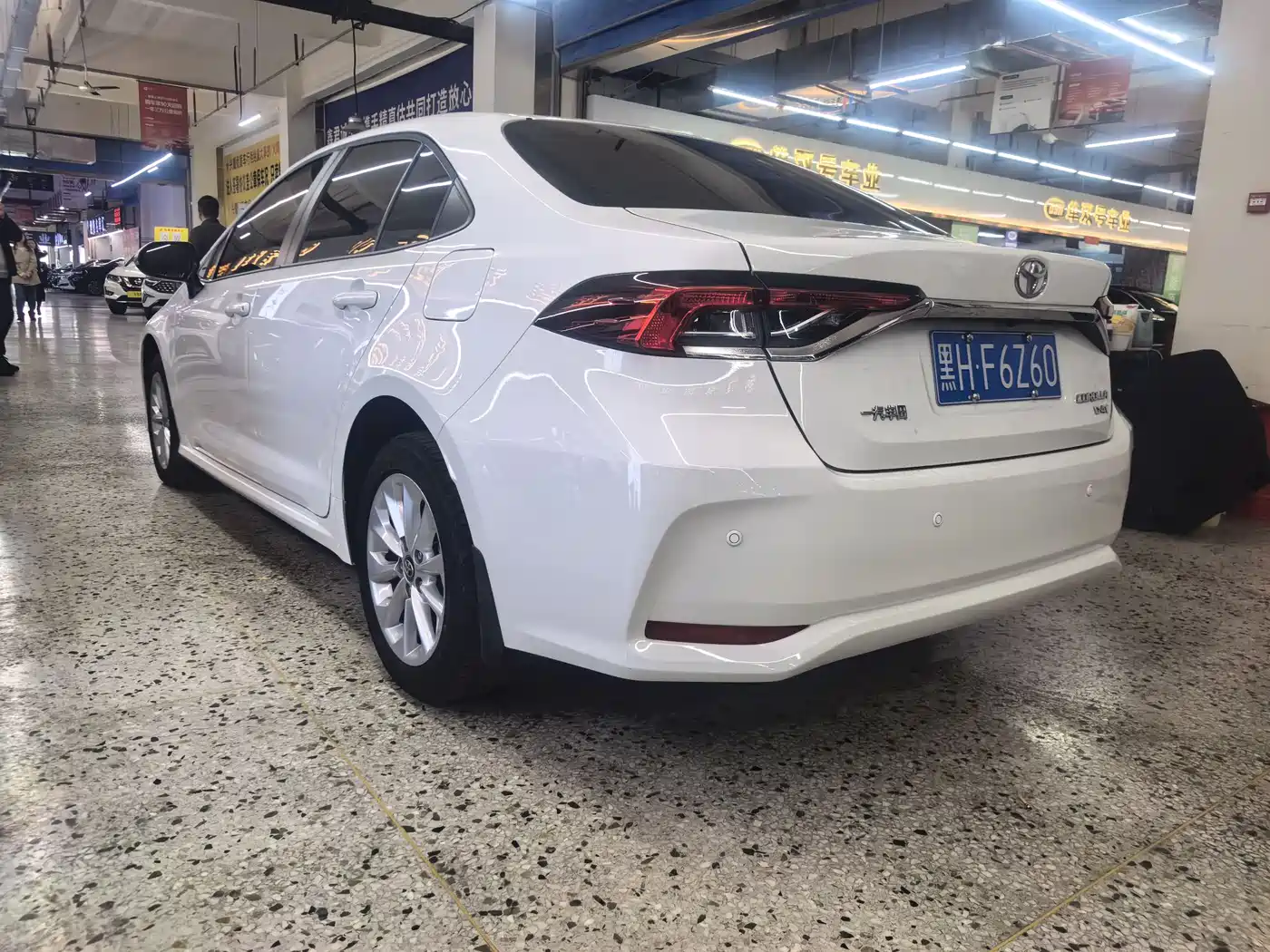 Toyota Corolla 2021 1.2T S-CVT Elite Edition фото 17