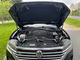 Фото 12 - Volkswagen Touareg