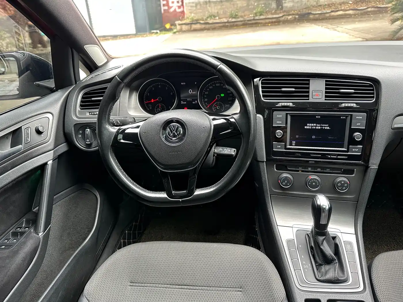 Volkswagen Golf 2015 1.4TSI Automatic Comfort фото 5