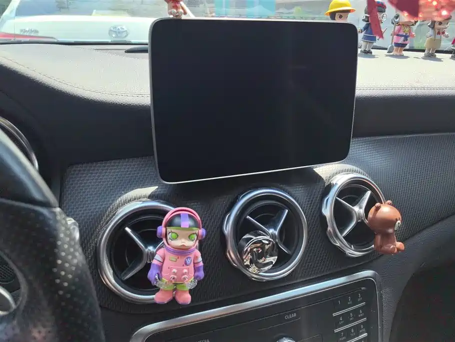 Mercedes-Benz GLA 2018 GLA 200 Fashion фото 13