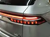 Фото 8 - Geely Monjaro