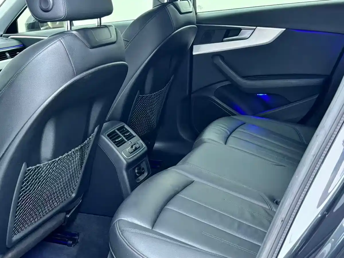 Audi A4 (Import) 2020 2020 Avant Pioneer 40 TFSI Fashion Dynamic