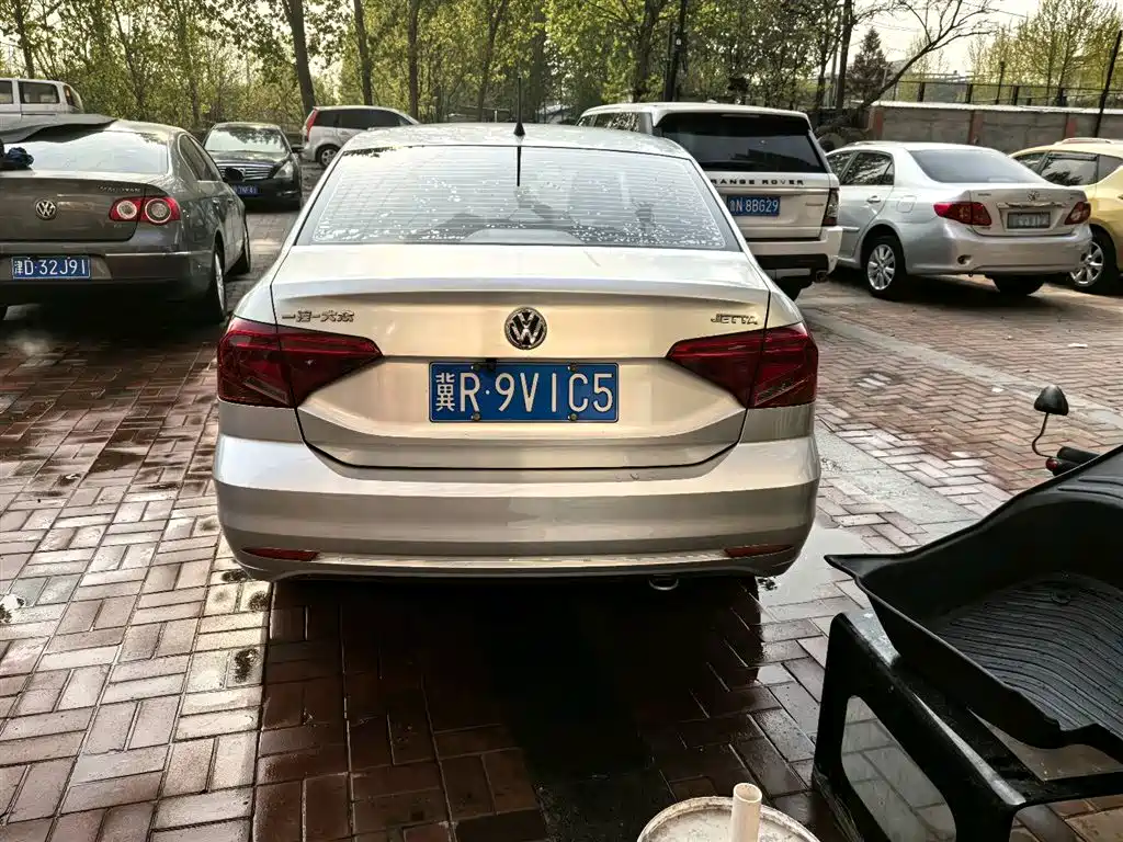 Volkswagen Jetta 2017 1.4L Manual Fashion фото 8