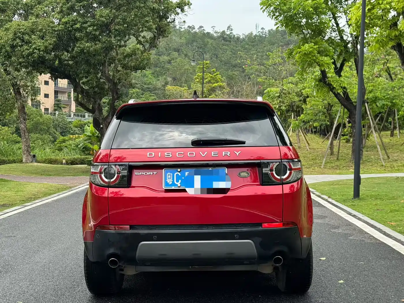 Land Rover Discovery Sport 2018 240PS SE Edition фото 7