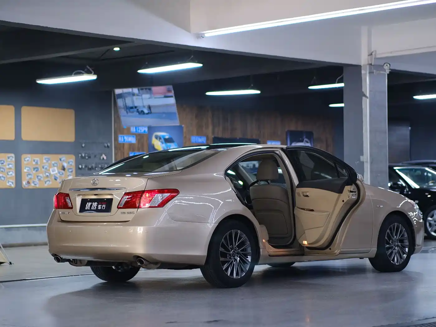 Lexus ES 2006 350 Luxury Edition фото 14