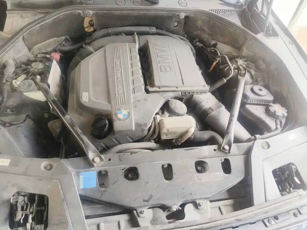 BMW 5 Series GT 2012 2010 535i Leading Model
