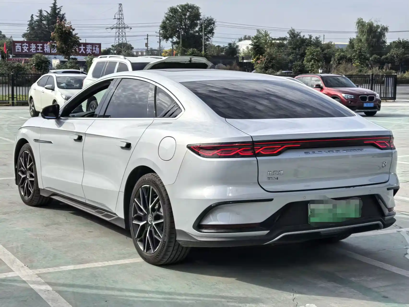 Фото 6 - BYD Han