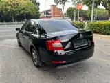 Фото 5 - Škoda Octavia