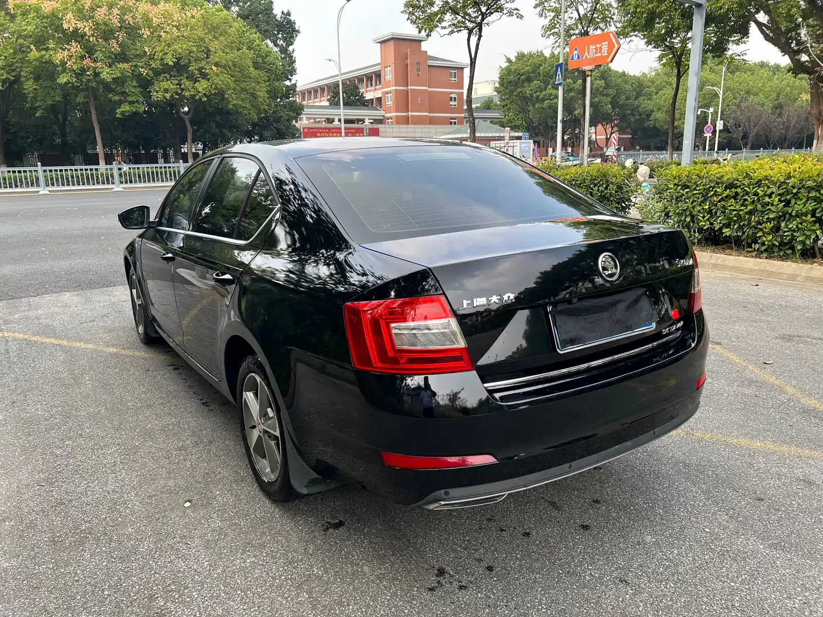 Фото 5 - Škoda Octavia