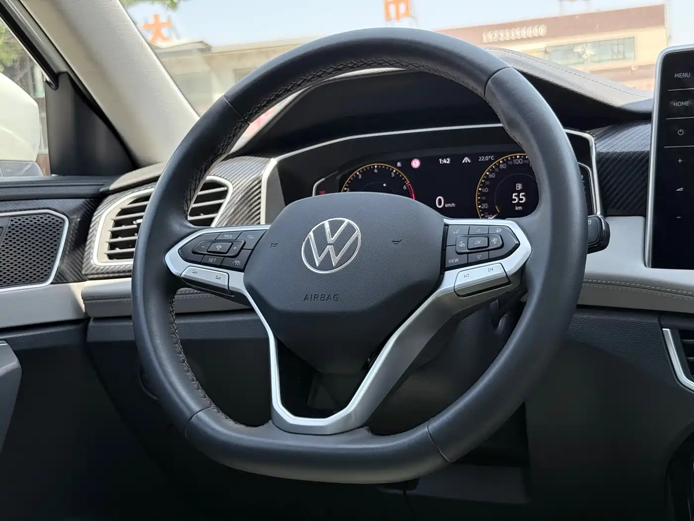 Volkswagen Tayron 2023 330TSI 2WD Luxury Plus Advanced Edition фото 8