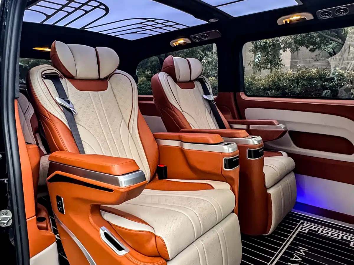 Mercedes-Benz Vito 2021 2.0T Business Edition 7-seater фото 21