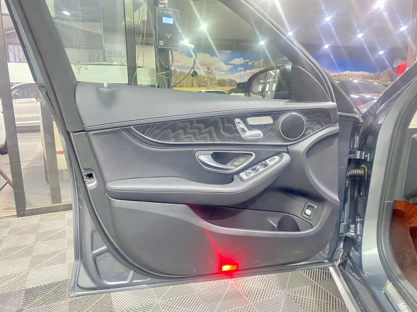 Mercedes-Benz C-Class 2019 C 260 L Sport фото 8
