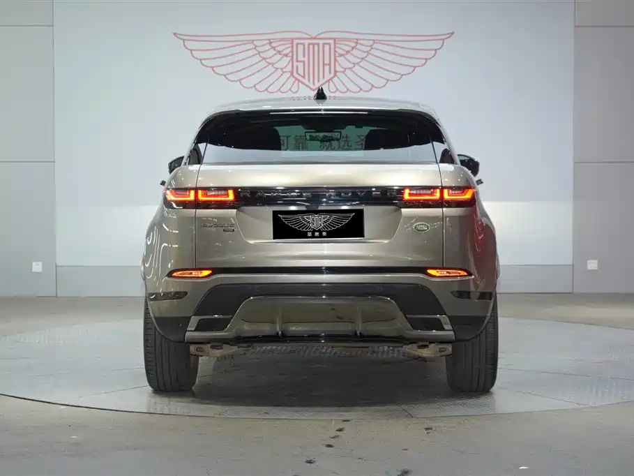 Land Rover Range Rover Evoque 2021 Range Rover Evoque L 249PS R-Dynamic HSE Luxury Edition фото 6