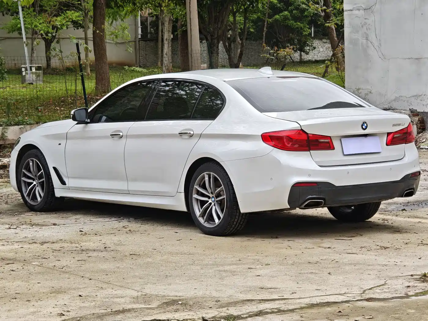 BMW 5 Series 2018 525Li M Sport Package фото 7