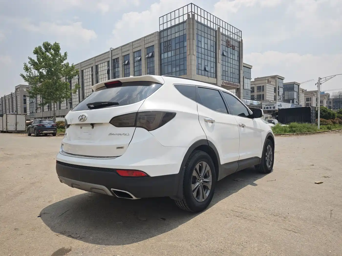 Hyundai Santa Fe 2013 Model 2.4L Automatic 4WD Smart фото 15