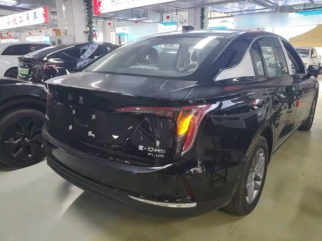 Hongqi E-QM5 2026 2025 610km PLUS