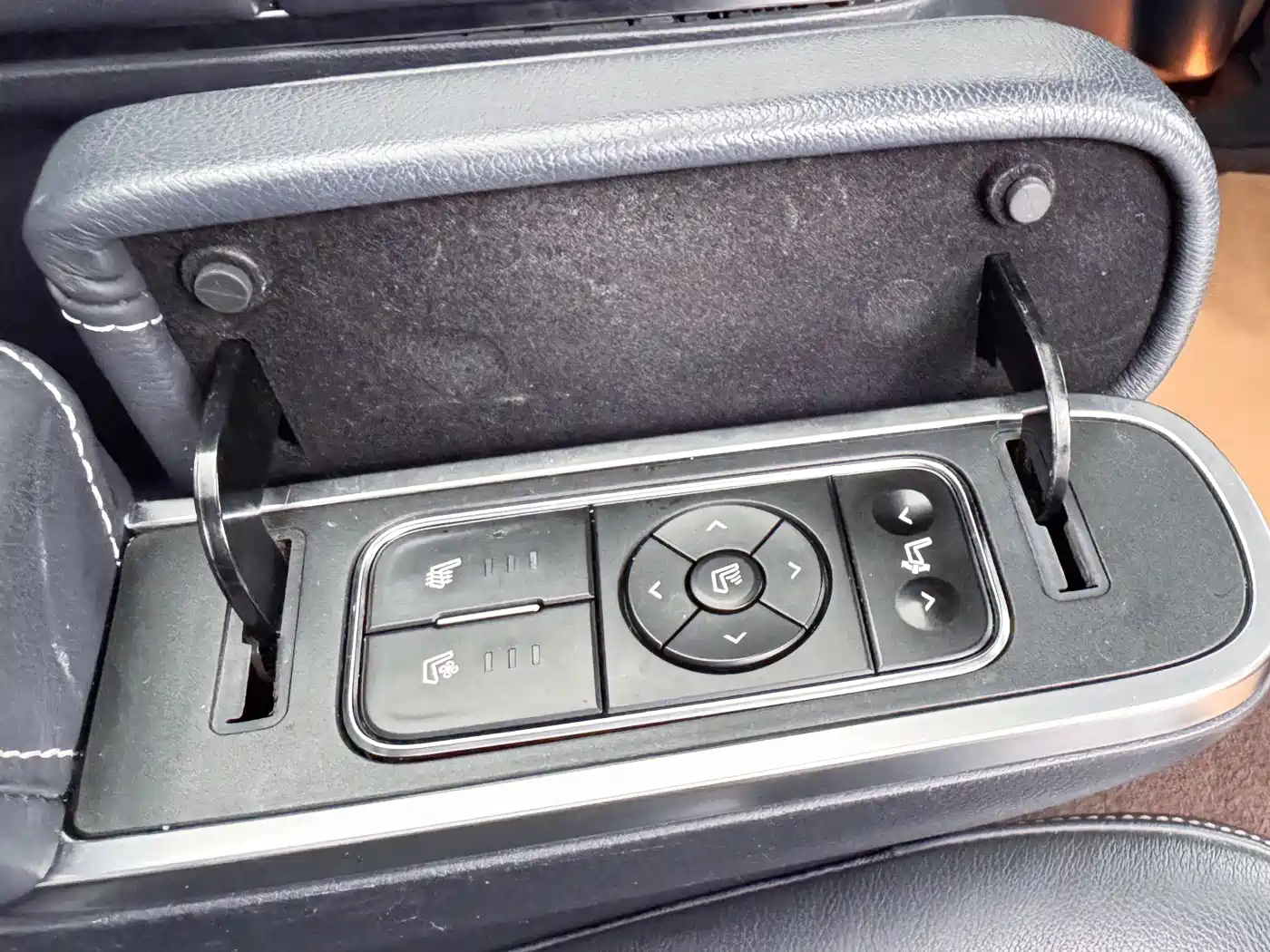 GAC Trumpchi Trumpchi M8 2018 320T Premium Edition фото 21