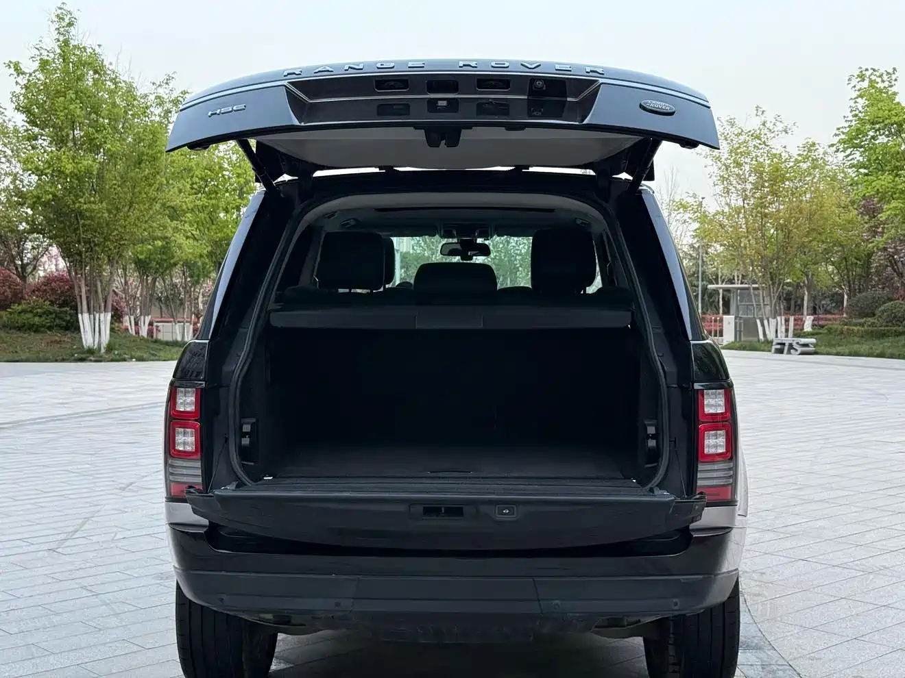 Land Rover Range Rover 2014 3.0 TDV6 Vogue SE фото 28
