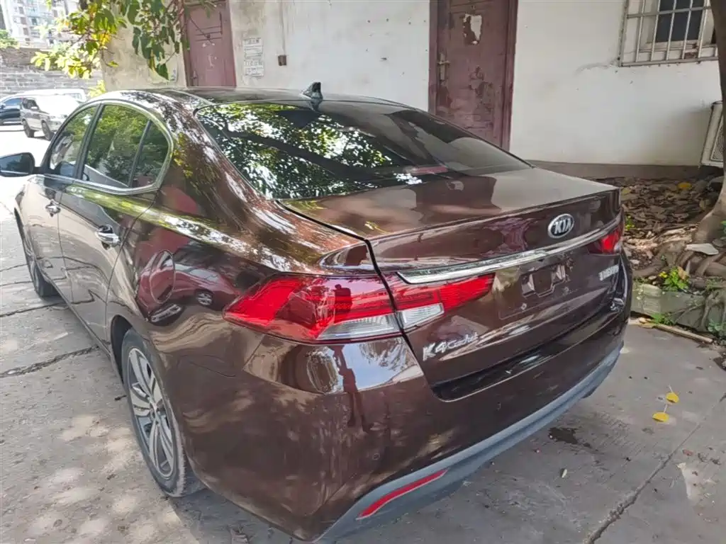 Kia Kaishen 2017 1.8L Automatic GLS фото 5