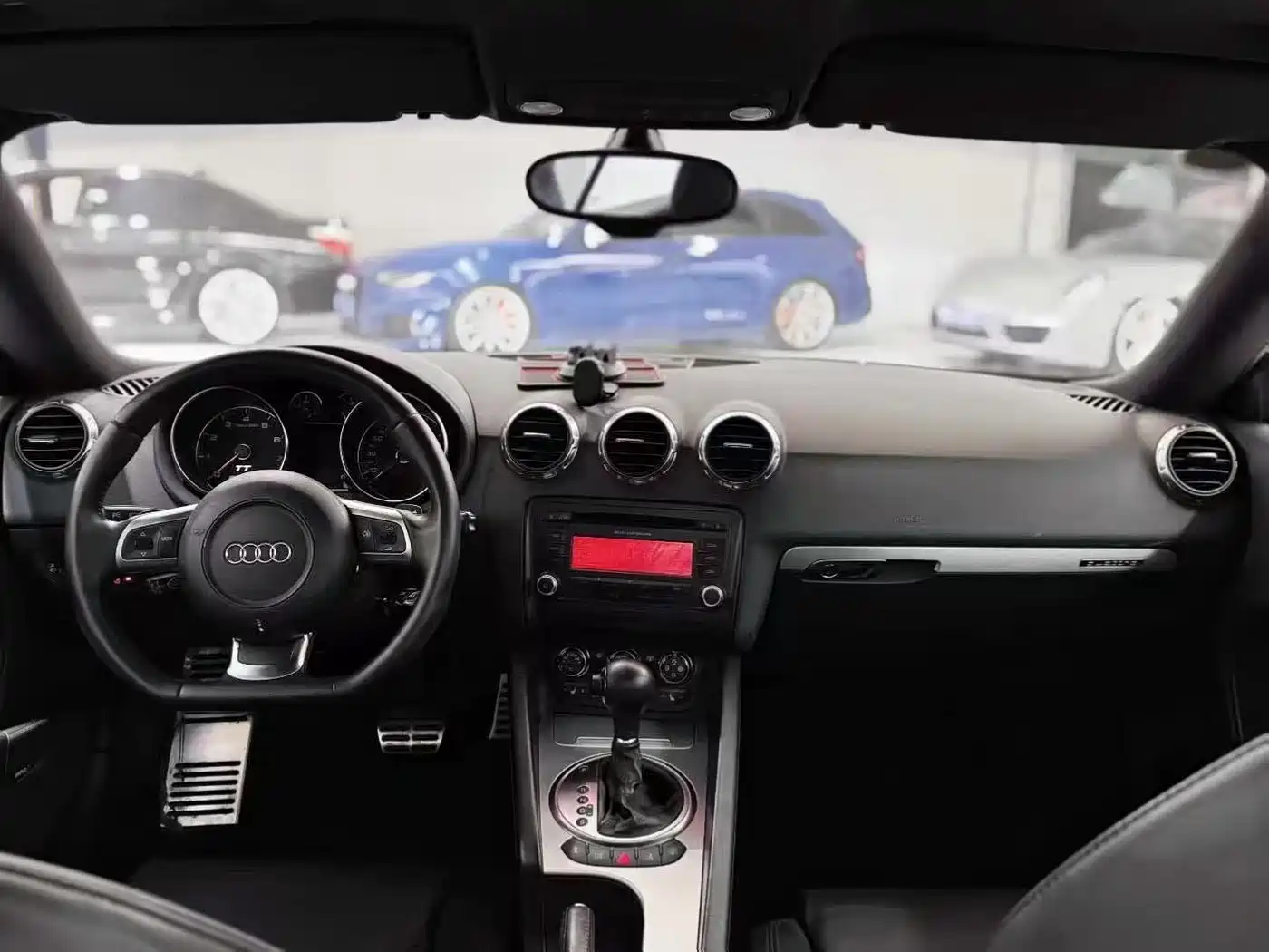 Audi TT 2008 Model TT 3.2 Quattro фото 8