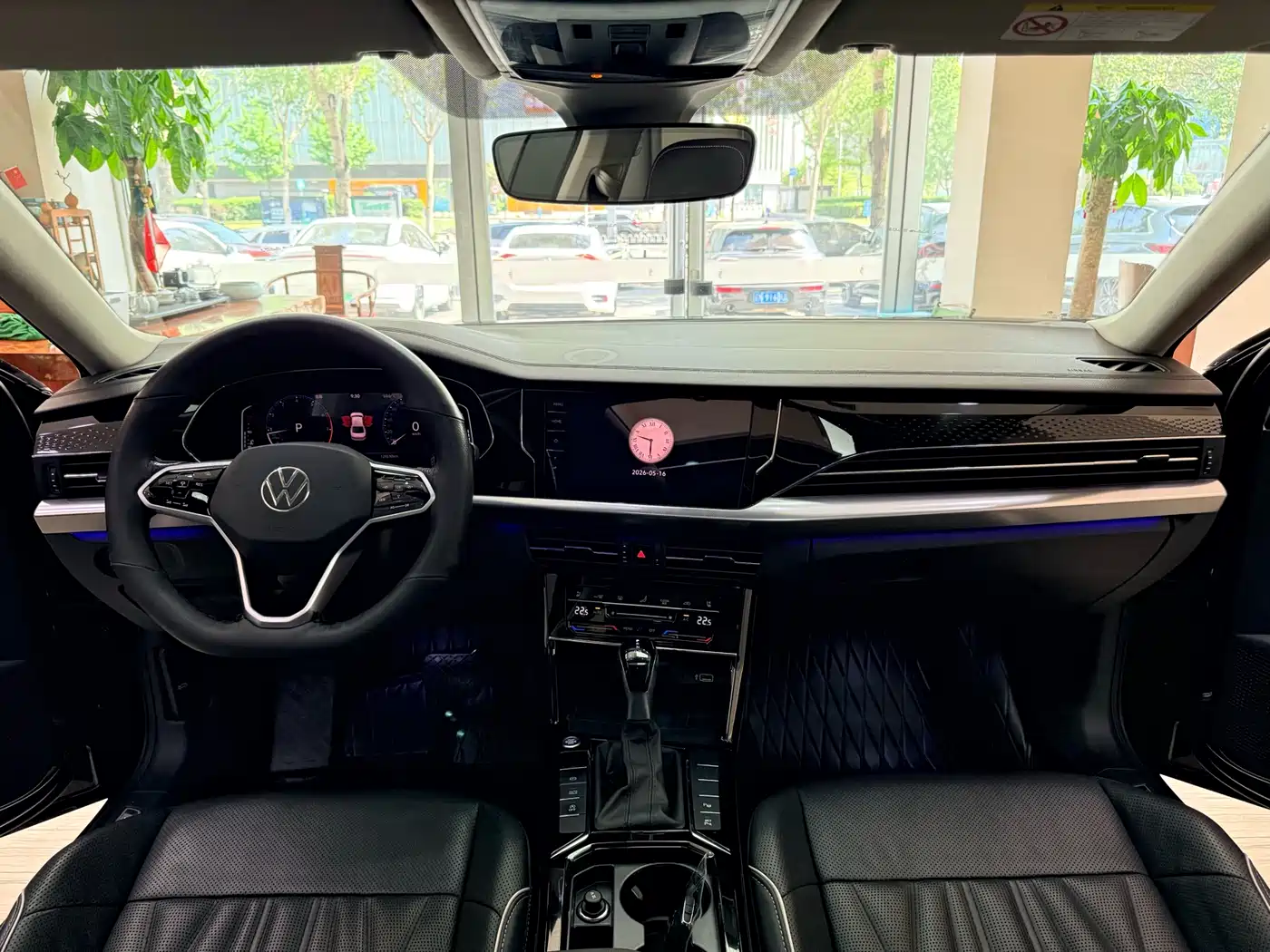 Volkswagen Passat 2023 330TSI Luxury Edition фото 7