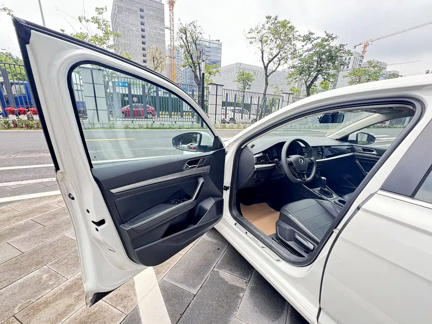 Volkswagen Lavida 2019 1.5L Automatic Comfort Edition China VI фото 19