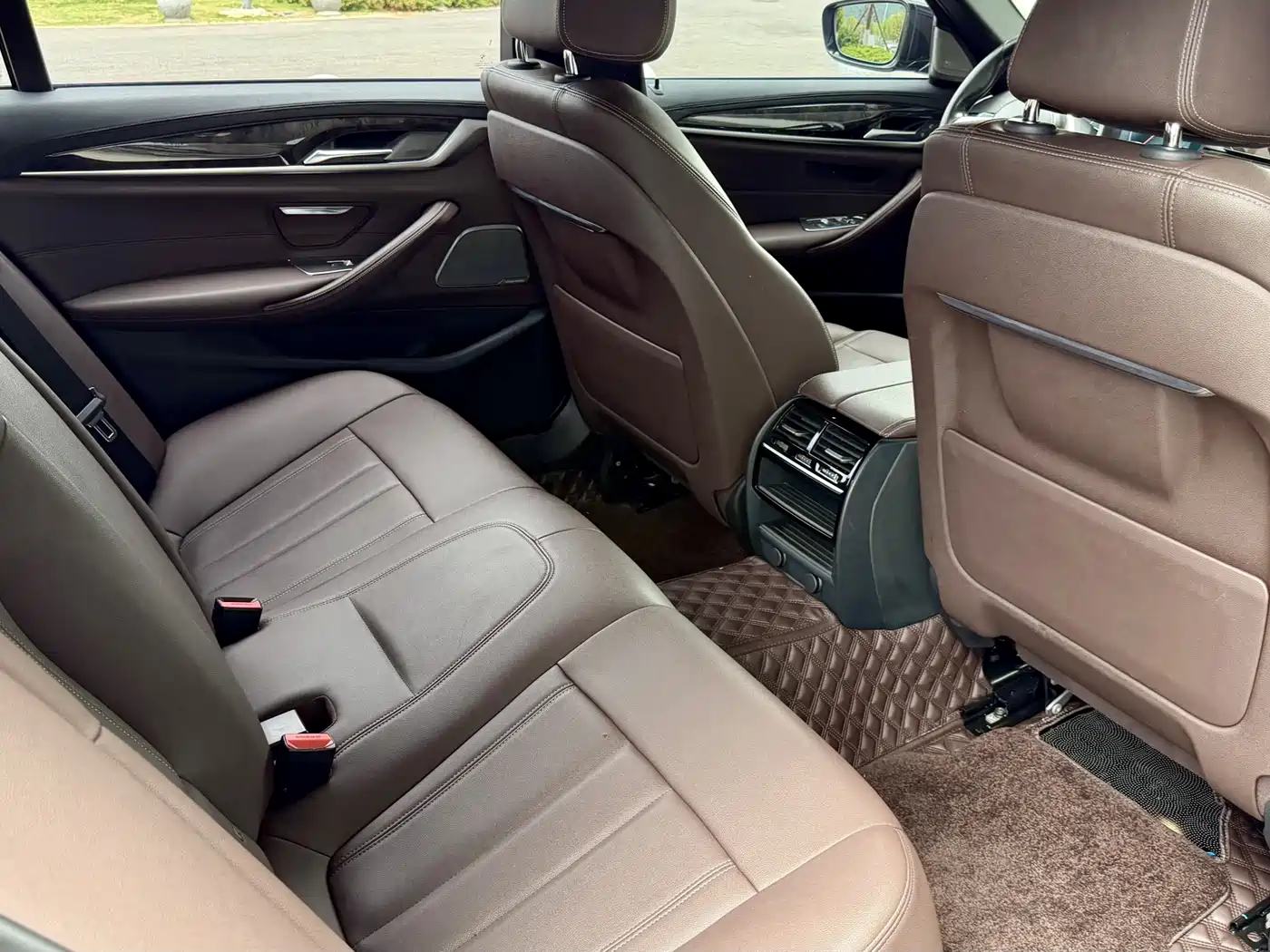 BMW 5 Series 2019 525Li M Sport Package фото 15